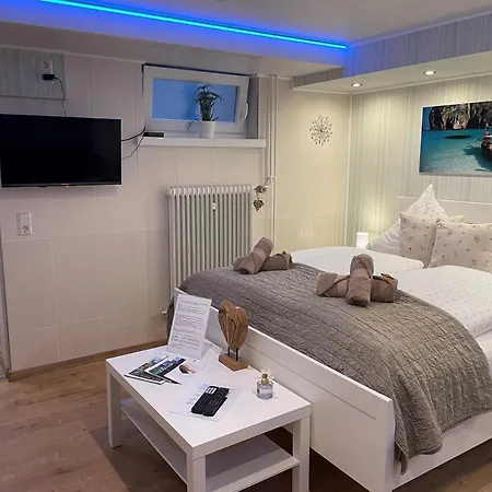 Moderne Ferienwohnung Zur Schlosshoehe Лизер Экстерьер фото